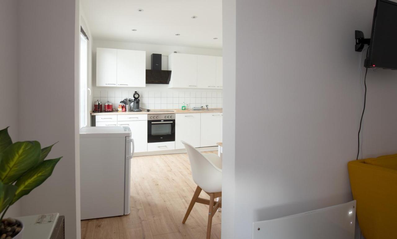 Moderne Wohnung In Der Innenstadt Von باد اوينهاوسن المظهر الخارجي الصورة