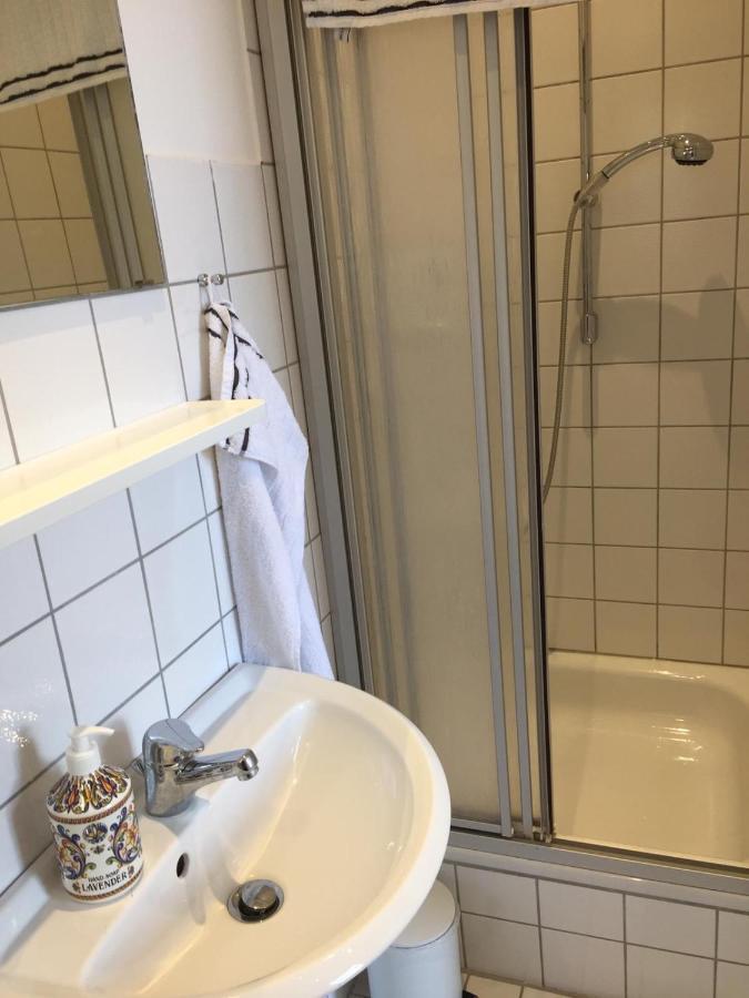 Moderne Wohnung In Der Innenstadt Von باد اوينهاوسن المظهر الخارجي الصورة