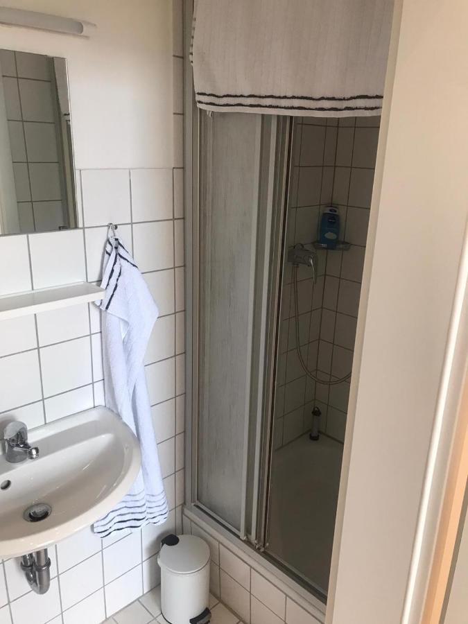 Moderne Wohnung In Der Innenstadt Von باد اوينهاوسن المظهر الخارجي الصورة